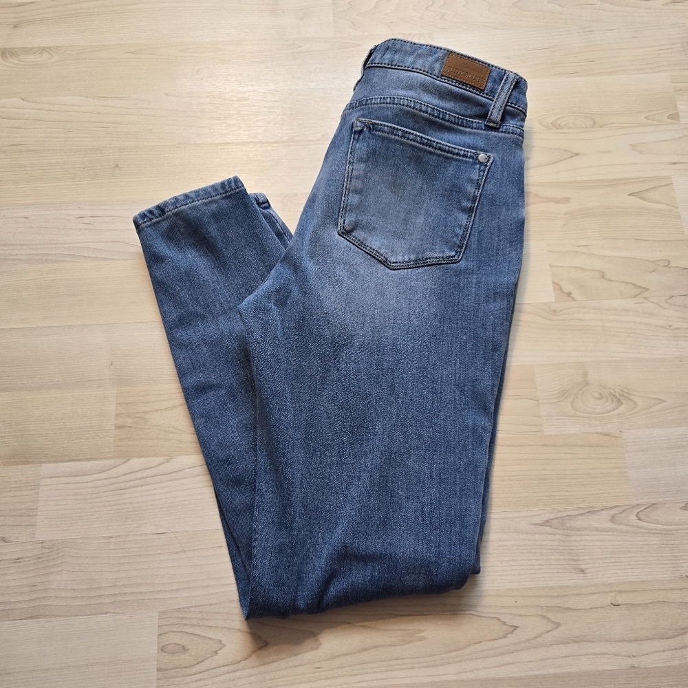 Judy Blue Skinny Fit Size 3/26